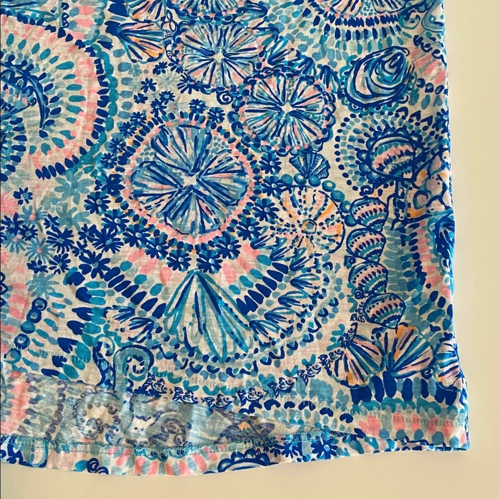 Lilly Pulitzer Etta V-Neck Tee T Shirt in Blue Grotto, Commotion in the Ocean L - Picture 11 of 16